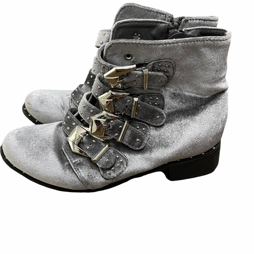 MOCA Womens Western‎ Silver Velvet Buckle Boots